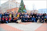 Opening of a student's Christmas tree at OSU.     [166 Kb]